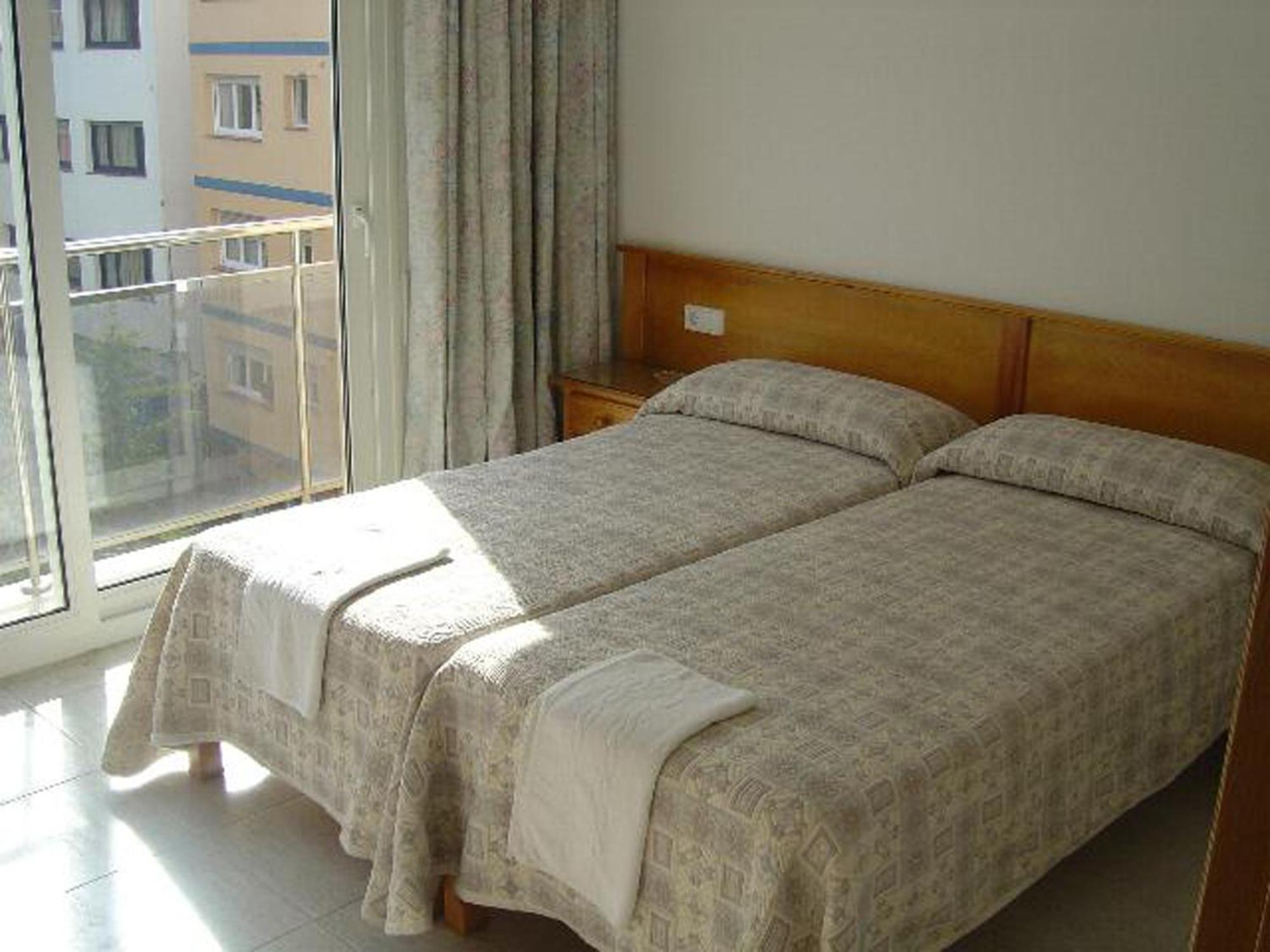 Apartaments Tropic Lloret de Mar Luaran gambar