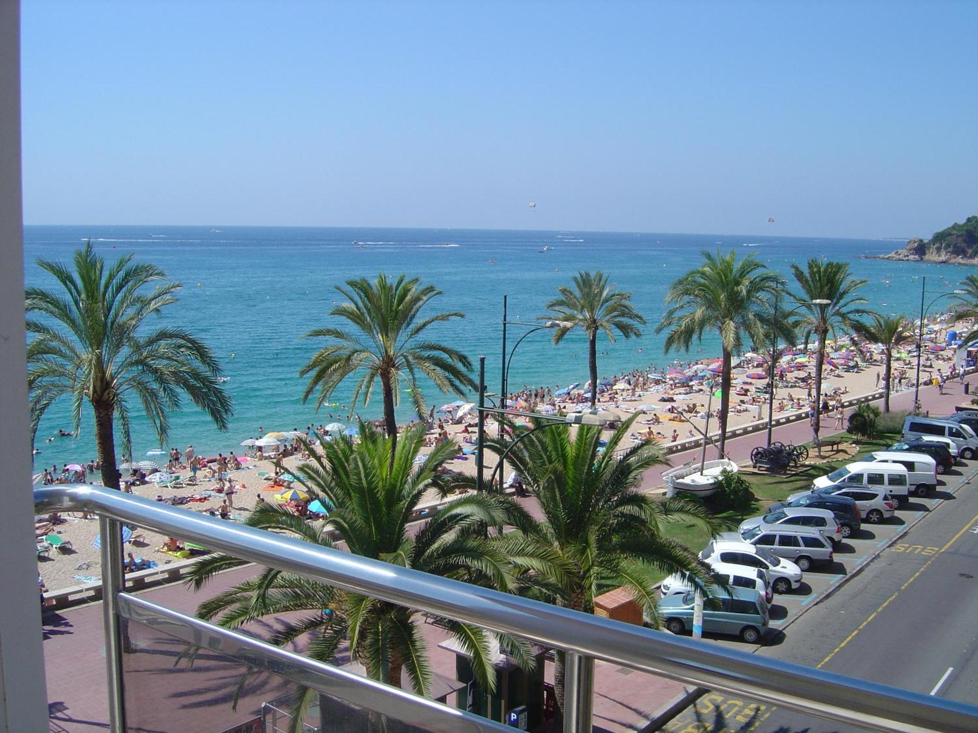 Apartaments Tropic Lloret de Mar Luaran gambar