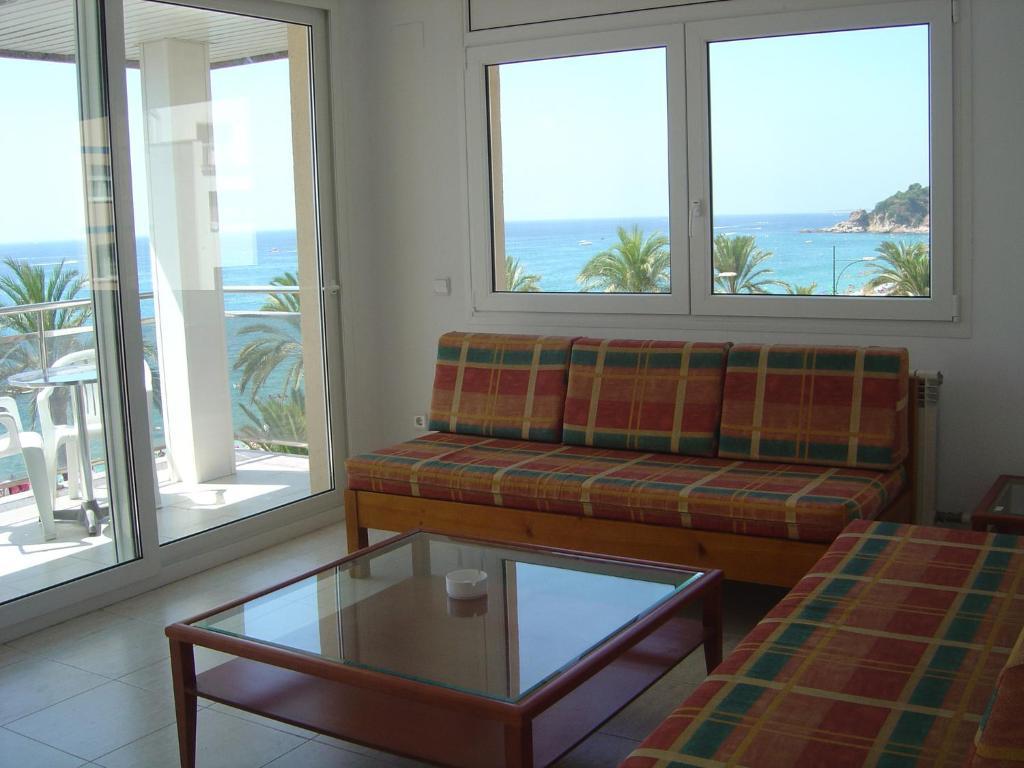 Apartaments Tropic Lloret de Mar Bilik gambar